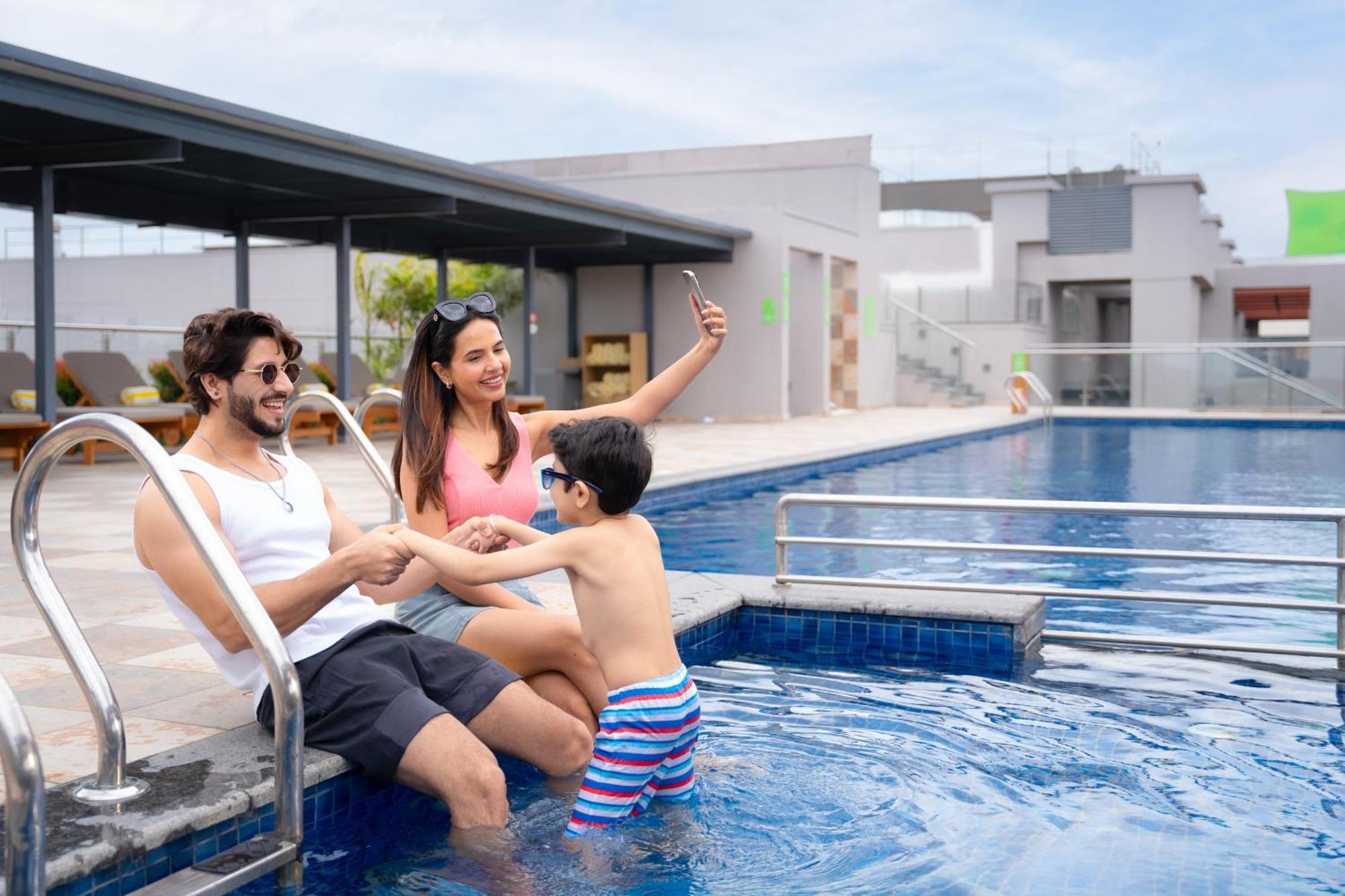 Ibis Styles Mysuru Hotel Buitenkant foto